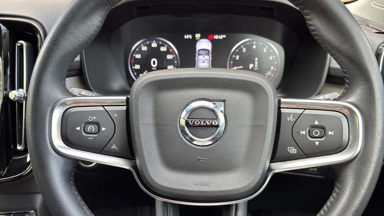 Volvo Xc40 1.5 T3 [163] Inscription Pro 5dr Geartronic Petrol Estate